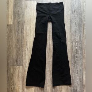 Gap Fit Black Yoga Pants Size Small/Long